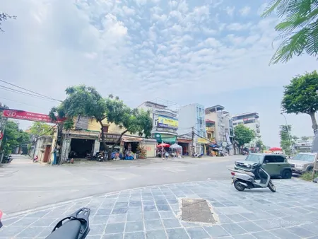 Bán nhà phố ngọc thụy vườn hoa ngọc thụy quận long biên tiện ích trường trạm đồng bộ. diện tích