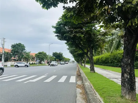Bán đất 2 mặt tiền góc nguyễn cơ thạch và thuỷ sơn bãi tắm sơn thuỷ đà nẵng