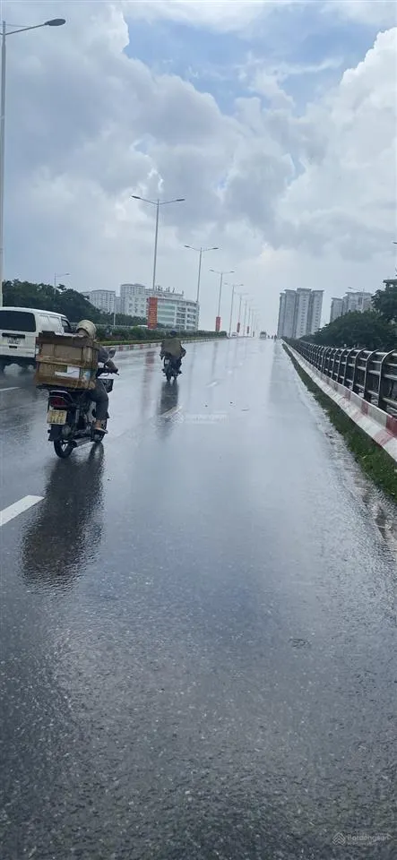 Bán đất trịnh văn bô,sát trường fpt và đại học đông á ,mặt tiền rộng ,ô tô vào đất,ngõ thông kd