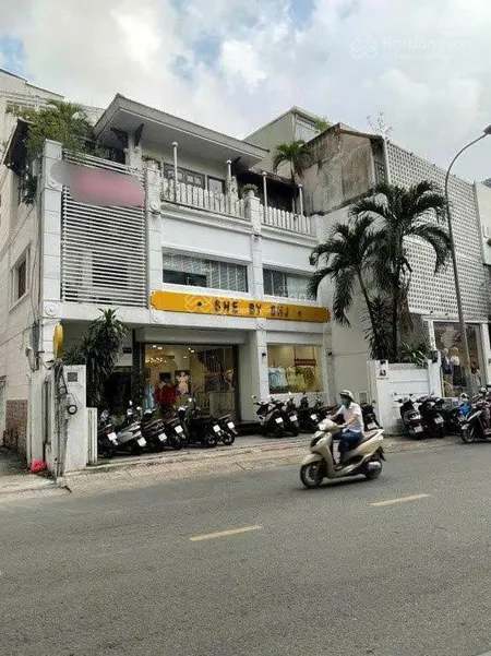 Vị trí hiếm mặt tiền tú xương, q3. (11x16m) 162m2 3 tầng. thu nhập 240tr/tháng giá 38 tỷ tl