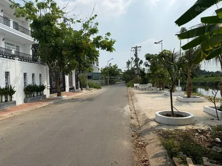 Đất nền biệt thự 245m2 (10x24.5m) đối diện sông, mặt tiền kinh doanh full thổ cư, đường nhựa 12m