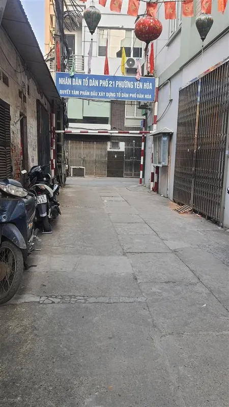 Chính chủ cần bán đất ô tô vào, dừng, đỗ hạ yên quyết, 50m²,mt 4,4m, ngõ thẳng, thông, cách phố 30m