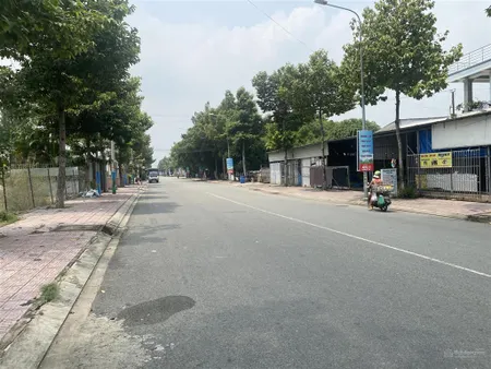 Bán lô đất 75,7m2 (5x15m) ngay cổng chào bình dương, đường oto, cách ql 13 30m ngay bv hạnh phúc