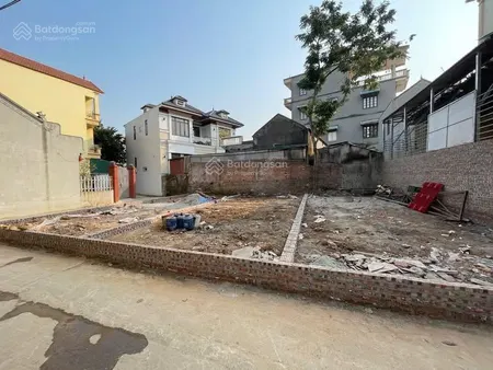 Cos 3 lô ninh sơn, thị trấn chúc sơn. tiện ích xung quanh đầy đủ s1 = 55,2m. s2 55,5m s357,7m