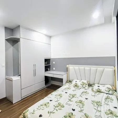 Bán gấp cc 2pn 2wc tại rose town, dv1 69 triệu/m2, 78m2, hoàng mai, hà nội full đồ