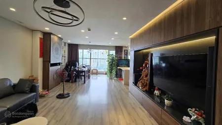 Cần bán chung cư ban cơ yếu mặt đường lê văn lương 3pn 2wc sổ sẵn chỉ 9,95 tỷ