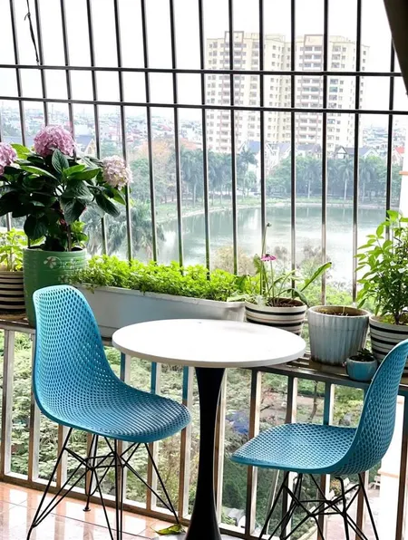 Chính chủ gửi bán cc hồ vĩnh hoàng view hồ 65m2,2pn, giá 4,6 tỷ