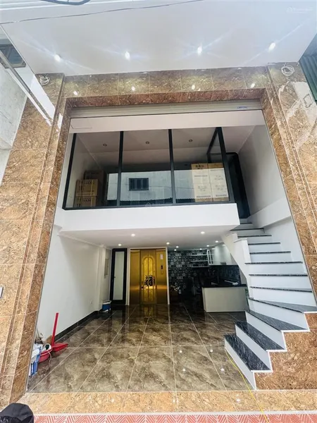 Bán nhà phân lô 45m2 6 tầng, thang máy, ô tô 12,99 tỷ hoàng mai, nhà mới tinh