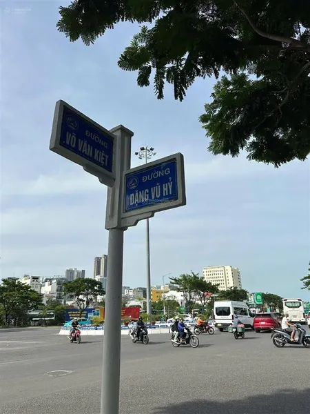 80m2, lô góc 2 mặt tiền, trung tâm du lịch biển mỹ khê chỉ 16.2 tỷ đặng vũ hỷ, sơn trà.
