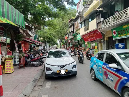 Bán tập thể mặt phố hàng than gần hồ tây đường thanh niên 50m x 2 ngủ, đẹp lung linh, ở ngay.