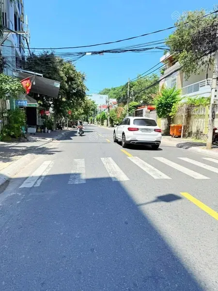 Bán đất mặt tiền nguyễn thị minh khai,p.tam thắng .tp.hcm