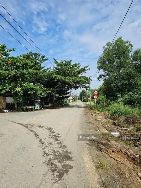 Bán gấp đất biệt thự thuận tiện xây nhà vườn gần sân thể thao ấp bình lục bao quanh sông mát mẻ