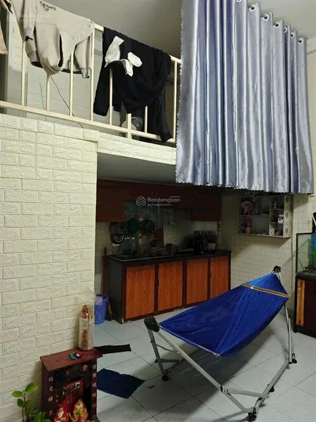 Nhà becamex hòa lợi, sổ hồng 120 triệu. còn góp 20 năm 300 triệu thuê 1,4 tr/th. sài gòn mua được