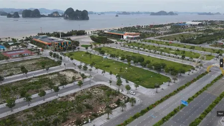 Cc bán đất biệt thự mặt đường đại lộ vân đồn 58m, thị trấn cái rồng, dt 200m, view vịnh giá 48,5tr