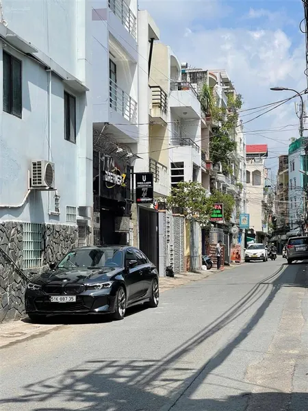 Bán đất có nhà nát quận 10 ngay hà đô centrosa 70.4m2 (5 x 14) 2 mặt hẻm gần hẻm xe hơi giá 8,99tỷ