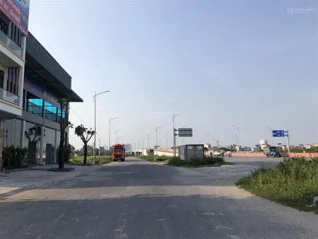 Bán đất đường gom cao tốc hưng yên thái bình, chân cầu vượt phương chiểu, dt 180m2, giá 8,2 tỷ