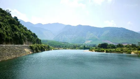 Bán mảnh đất vị trí cực đẹp thôn nam yên, hòa bắc, hòa vang. dt hơn 800m2 có 500m2 đất ở. giá 5x tỷ