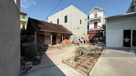 Rẻ nhất tiên dương bán 147m2 đất sẵn 2 nhà trên đất, có sân chơi tại cổ dương, tiên dương