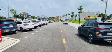 Siêu phẩm góc ngã tư đất đấu giá tân dân mới, đối diện công viên trung tâm, dt 113,5m2