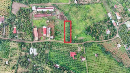 1700m2 100 thổ cư mặt tiền nhựa suối bên hông chỉ 3ty650