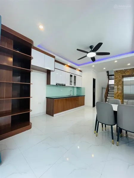 Bán gấp nhà riêng tại bờ sông sét, hoàng mai, hà nội, giá siêu hời 9,7 tỷ, 38m2, thang máy, oto