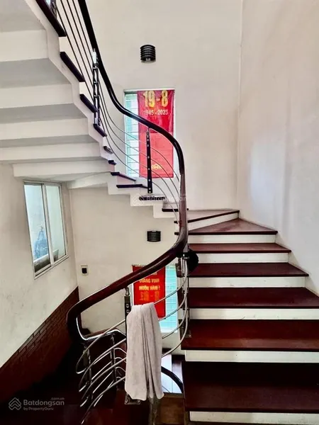 Phú diễn nhà 3 tầng dân xâylô góc ô tô đỗ cửa 79.9m giá 16.6 tỷ