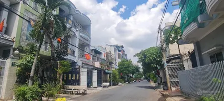 Bán gấp nhà mặt tiền kdc, gần bến xe quận 8, 3 tầng btct 4*24m, nhỉnh 8 tỷ. dòng tiền ổn định
