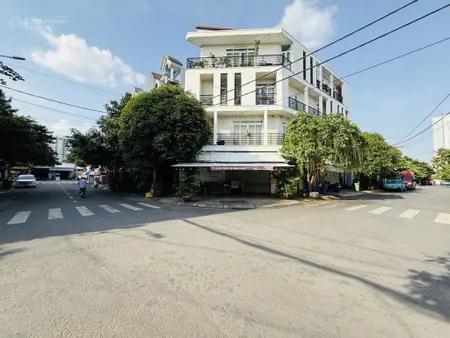 Bán nhà căn góc ngã tư đường khu tô hiệu tân phú 5 x 18 4 tầng vừa ở vừa sẳn dòng tiền 13,x tỷ