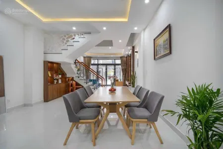 ( vị trí vip) nhà đẹp 4 tầng mặt tiền đường phước trường giáp đường hồ nghinh sơn trà.