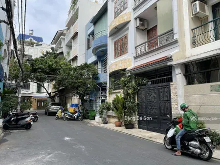 4 tầng, 4.5x18m, hẻm 6m, đồng đen, tân bình, nhỉnh 12 tỷ.