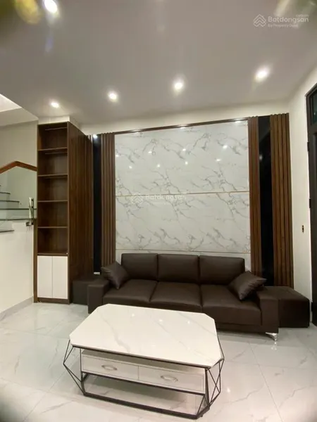 Bán gấp nhà hà đôngngô quyền40m² x 5 tầng chỉ có 9,65 tỷ ô tô đỗ full nội thất 0924 736 ***