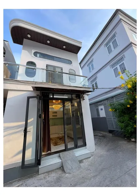 Nhà 2 tầng mới sang đẹp huỳnh tấn phát, quận 7, giá 3,1 tỷ