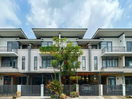 Bán nhà him lam kênh tẻ quận 7 nhà mới đẹp, dòng tiền ổn định 500 triệu/năm 25 tỷ