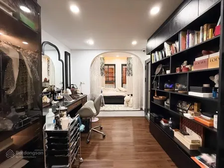 Bán nhà mới 53m2 nở hậu kiên cố 3 tầng gần đường vào sân bay vị trí cực hiếm nhỉnh 6 tỷ