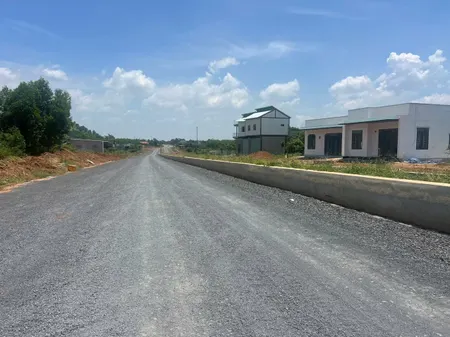 Bán đất 352m² ngang 10m giá 4.6 tỷ Xã Hồ Tràm