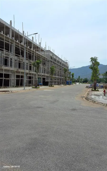 Chỉ 19tr/m2 đường rộng vỉa hè to tại tp hoà bình sổ hồng sang tên, 0931 315 ***