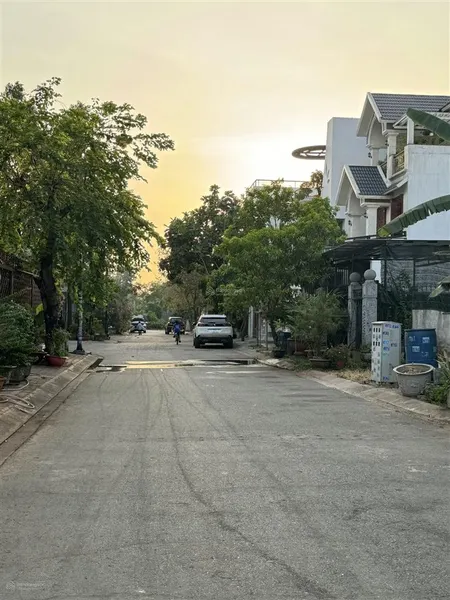 Cần bán lô đất 76m2 (5 x 15.5m), ngay cổng chào bình dương, dân cư đông, đường nhựa lớn