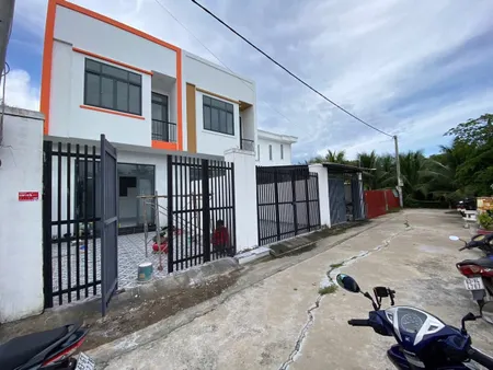 [ Mỹ Phong, TP. Mỹ Tho] Nhà mới hoàn thiện đường Ô Tô 4m cách HL90A chỉ vài chục mét