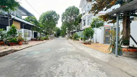 CHÍNH CHỦ BÁN ĐẤT Trung Tâm, P.4, TP. TÂN AN, 250M2, SHR, 2TỶ4