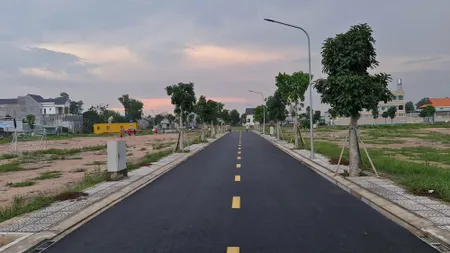 Gần chợ, gần trường, đông dân cư - kết nối sân bay Long Thành chỉ 4km - Sổ hồng có sẵn - giá chỉ 10tr/m2