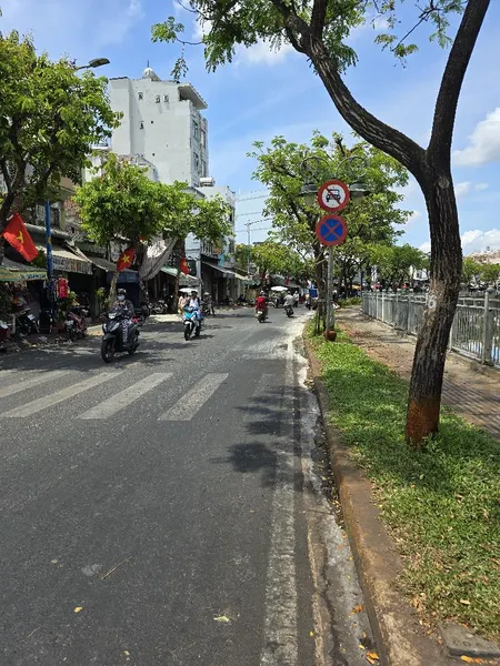 Bán nhà 2 Tầng HXH Hậu Giang Q6