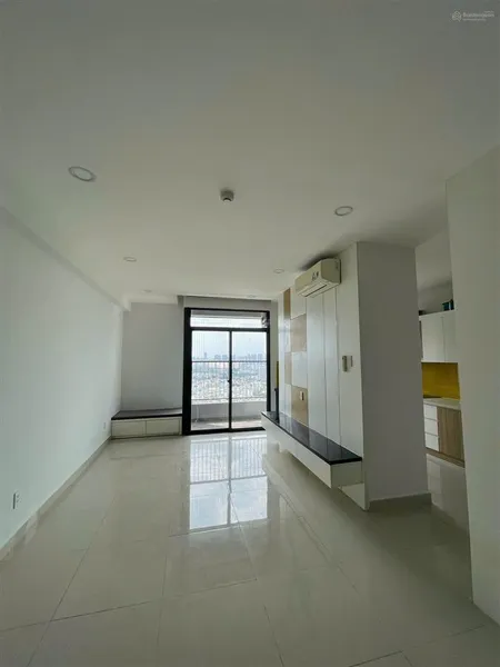 Bán nhanh căn 3pn 88m2 tầng cao thoáng mát. xem nhà 0937 500 ***