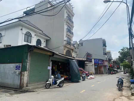 Bán 125m2 đất mặt ngõ 80 phố hoa lâm đường 3 ô tô tránh vỉa hè, 2 mặt đường kinh doanh giá tốt