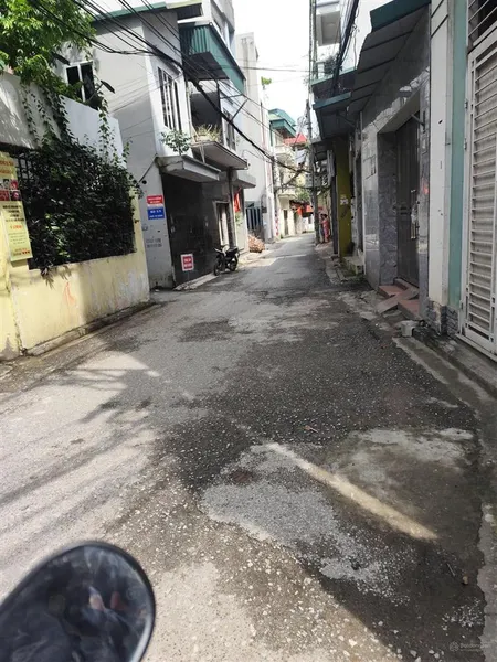 Bán gấp lô đất phố tư đình ô tô ngõ thông dt51m2 mt6m giá 12.5 tỷ