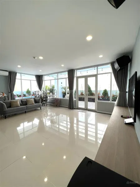 Bán cc samland giai việt, 9 tỷ vnd, 315m2, 4pn, 4wc, tại tạ quang bửu, q8, hcm. 0909 626 ***