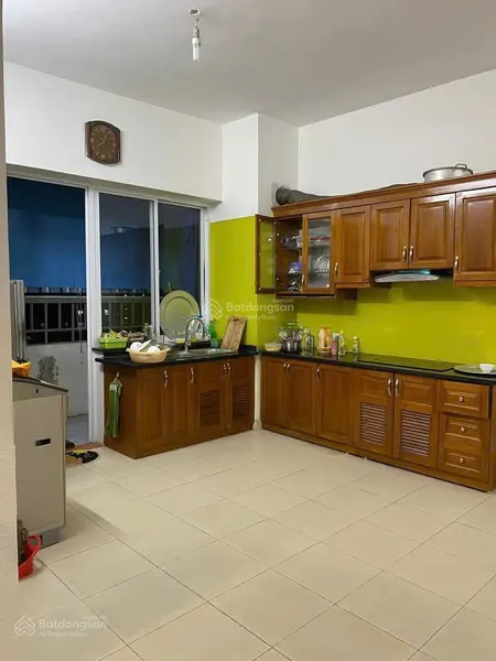 Siêu rẻ. bán căn góc tầng đẹp tòa nam xa la 84m2. full nội thất. giá chỉ 2,9x tỷ. 0378 884 ***