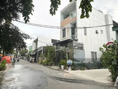 Đất 4 mặt 9x20m gần bùi tá hán, trần trọng khiêm tiện xây căn hộ cho thuê