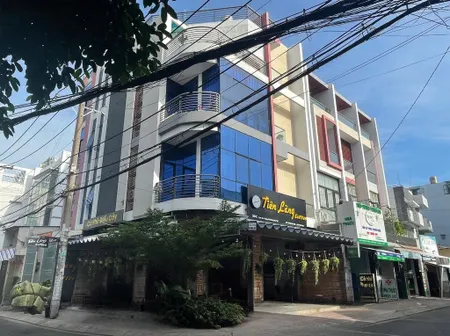 Nhà 2 Mặt Tiền, ngang 11m giá 29 tỷ Phường Hòa Thạnh, Tân Phú.