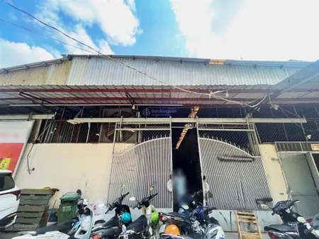 Cho thuê kho 300m² đường số tân quy quận 7 xe tải ra vào thoái mái