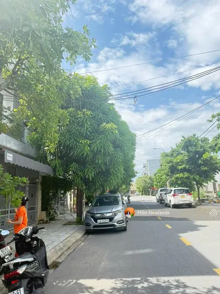 Bán đất mặt tiền đường khuê mỹ đông 1 đoạn sát hồ xuân hương 115m2, giá chỉ 12,5 tỷ tl